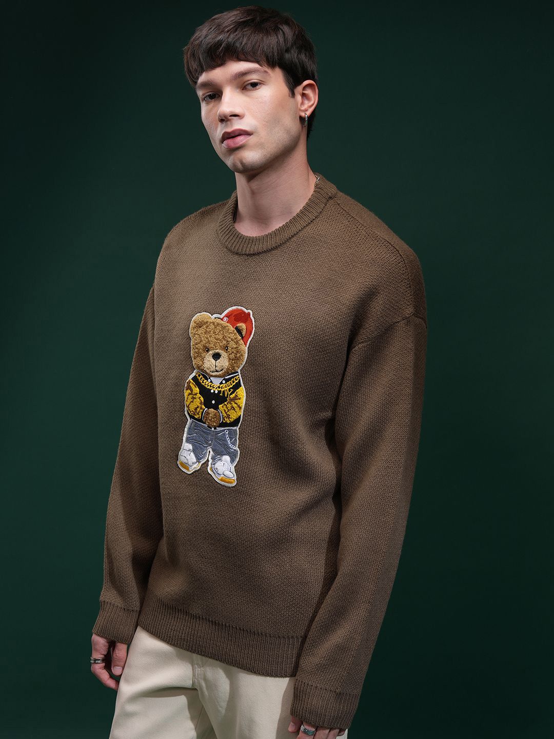 HIGHLANDER Men Embellished Round Neck Sweater