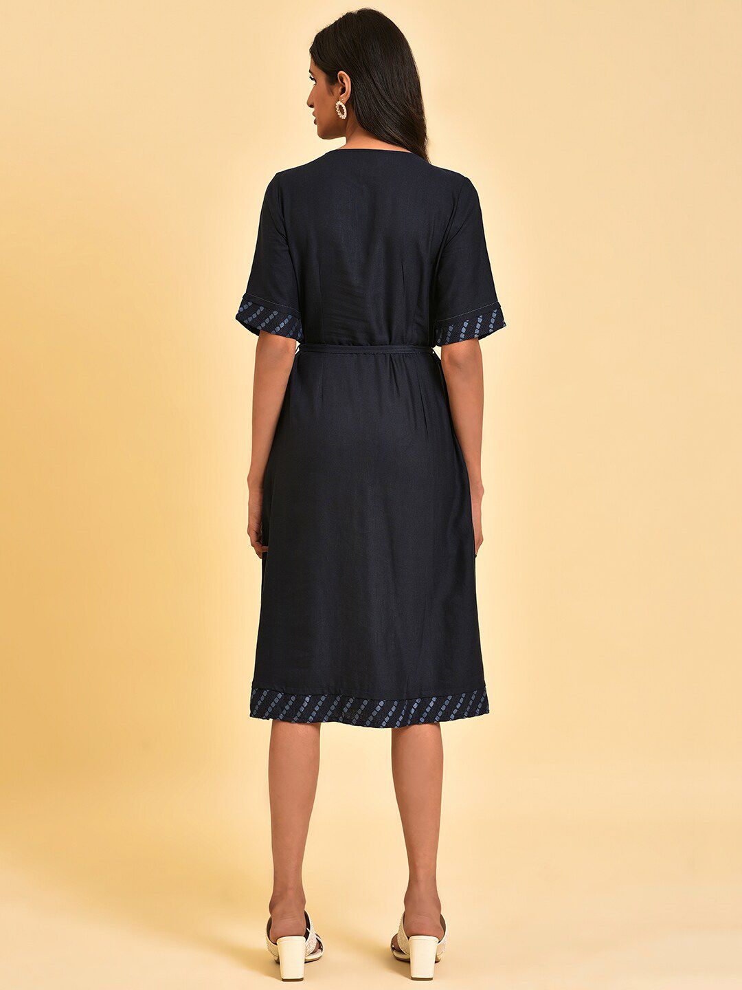 W Keyhole Neck Embroidered Detail A-Line Dress