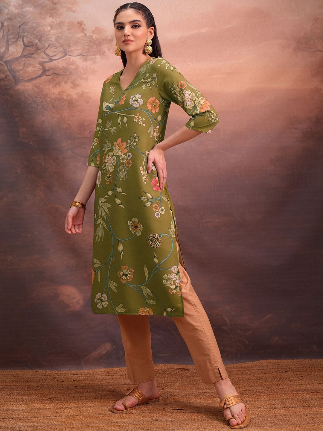 Vishudh Olive Floral Printed Straight Kurta