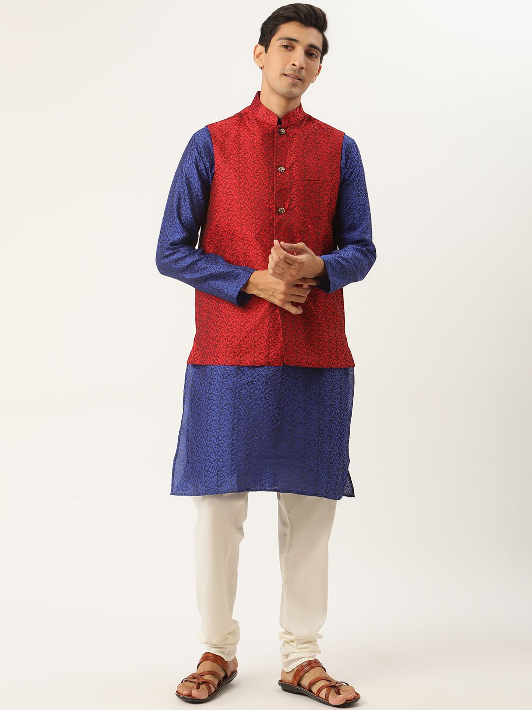 SOJANYA Kurta Tenun Jacquard Lelaki Biru & Putih Putih dengan Jaket Churidar & Nehru