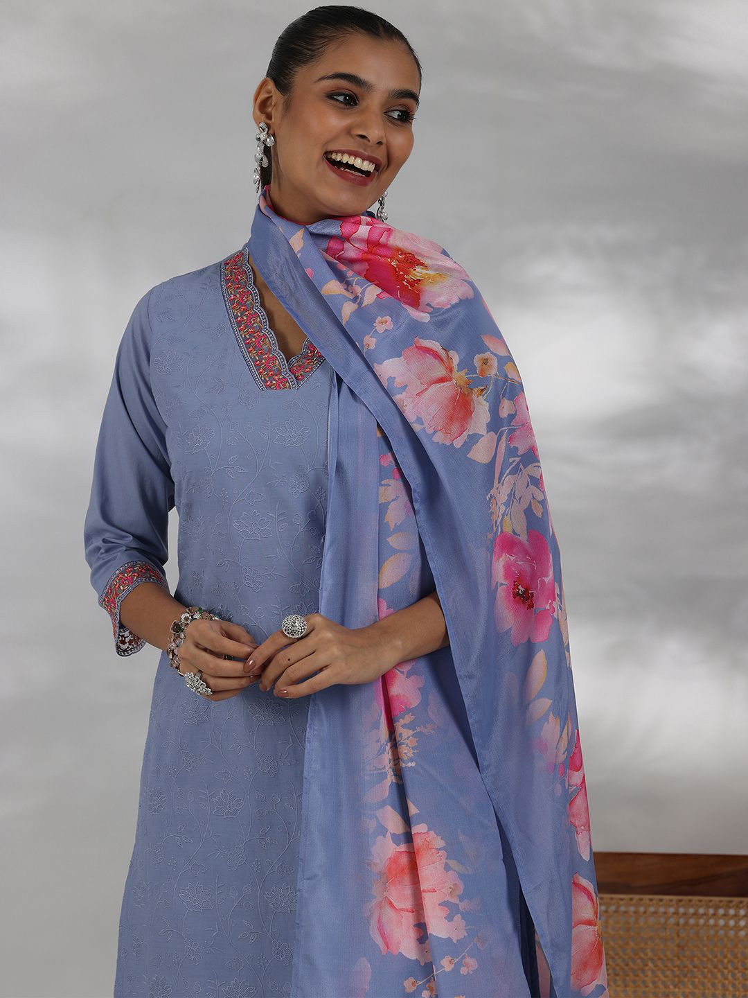Libas Women Floral Embroidered Regular Thread Work Pure Cotton Kurta with Trousers & With Dupatta