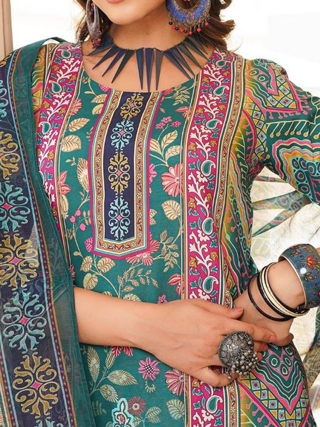 KALINI Women Floral Printed Regular Kurta with Trousers & With Dupatta