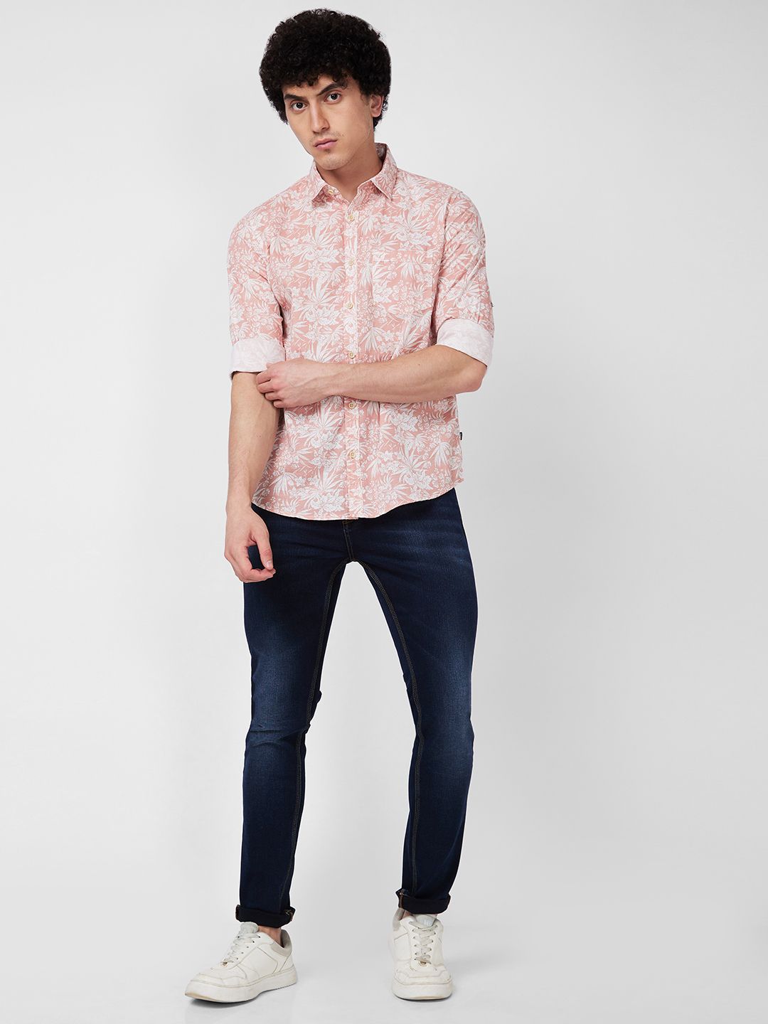 SPYKAR Floral Printed Spread Collar Cotton Casual Shirt
