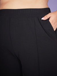 SASSAFRAS Curve Black Plus Size Self-Design Top Wit Trouser Co-Ords