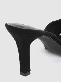 House of Pataudi Women Black Western Embellished Handcrafted Heels