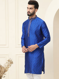 SOJANYA Paisley Woven Design Thread Work Kurta