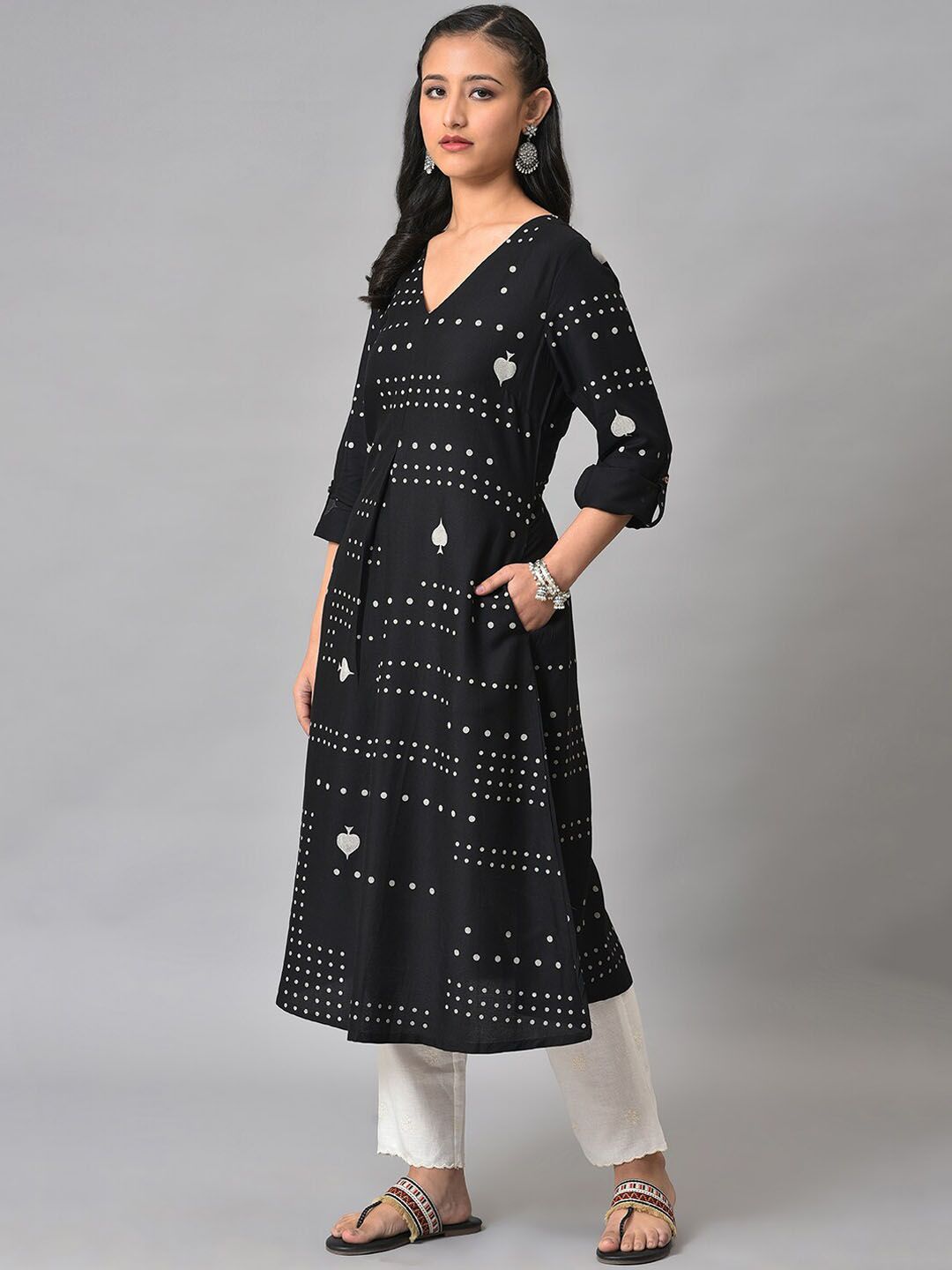 W Women Geometric Printed Anarkali Kurta