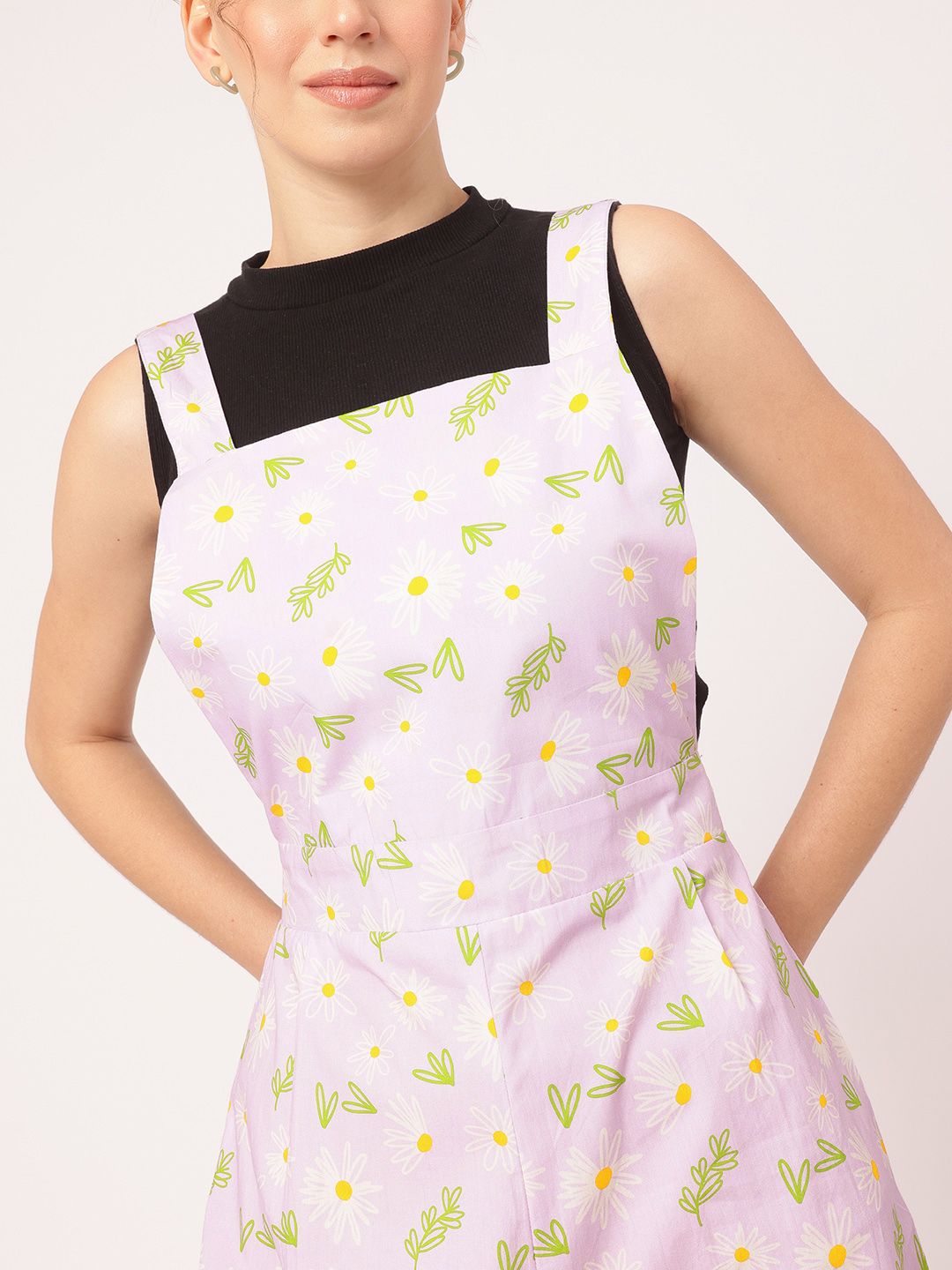 DressBerry Vibrant-Blooms Floral Printed Shoulder Straps Jumpsuit