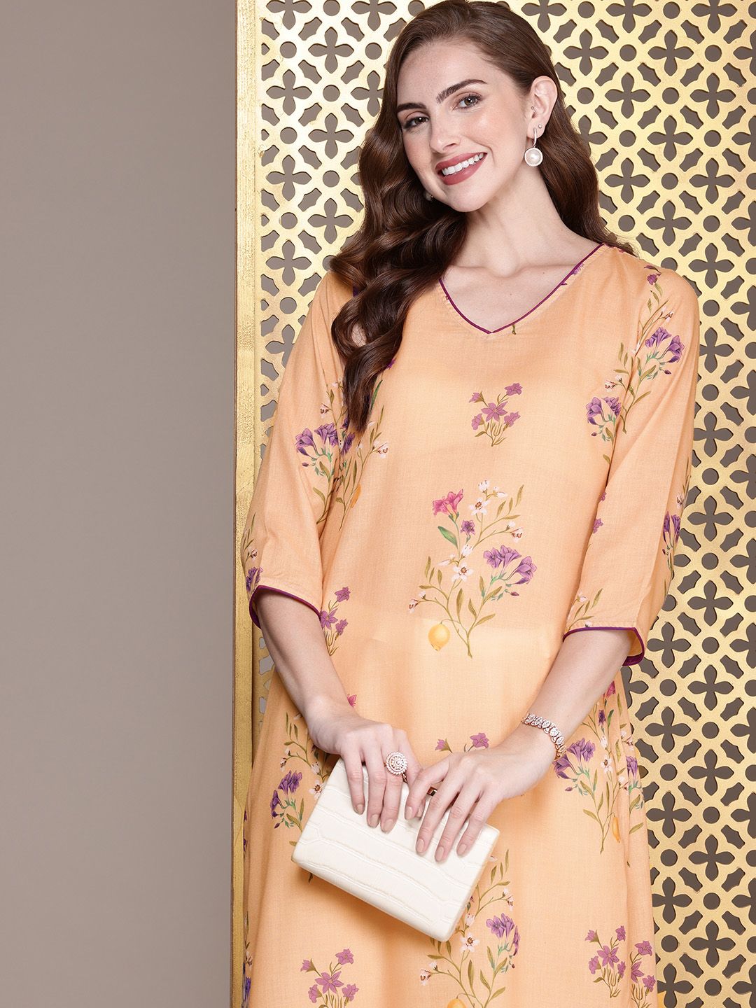 House of Pataudi Floral Printed Jashn Kurta