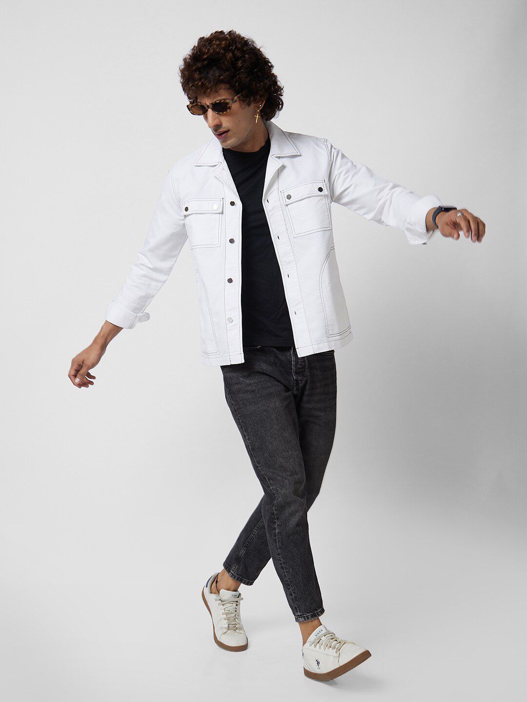 VASTRADO Classic Slim Fit Cuban Collar Casual Shacket