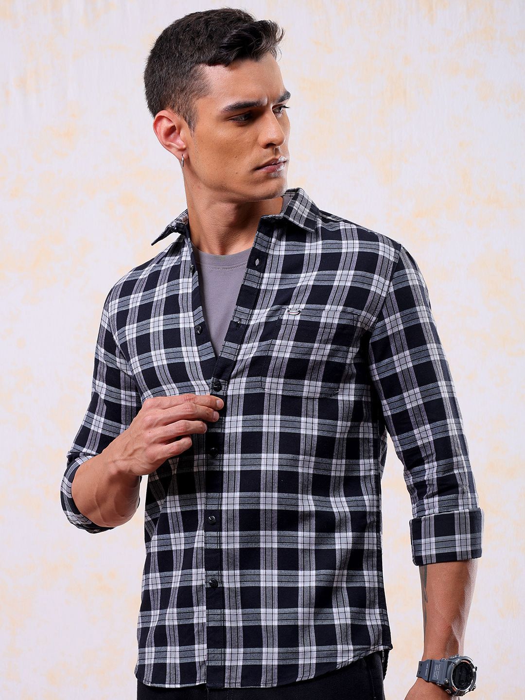 The Indian Garage Co Men Slim Fit Buffalo Checks Opaque Casual Shirt