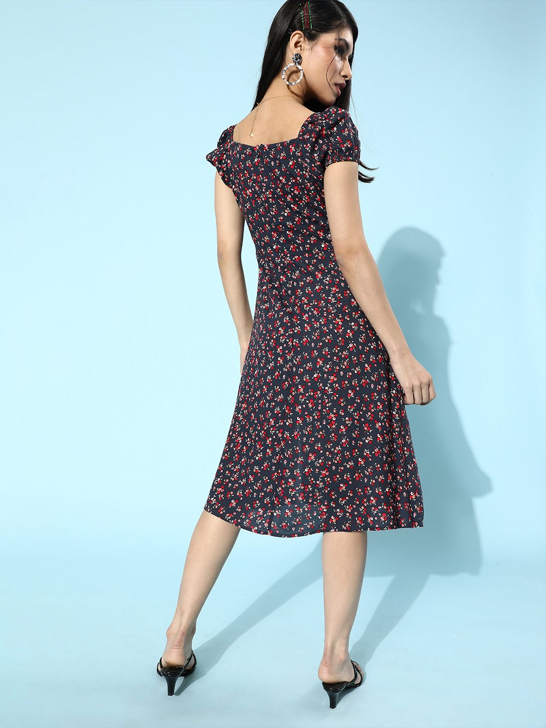 Berrylush Navy Blue Ditsy Floral Print A-Line Midi Dress