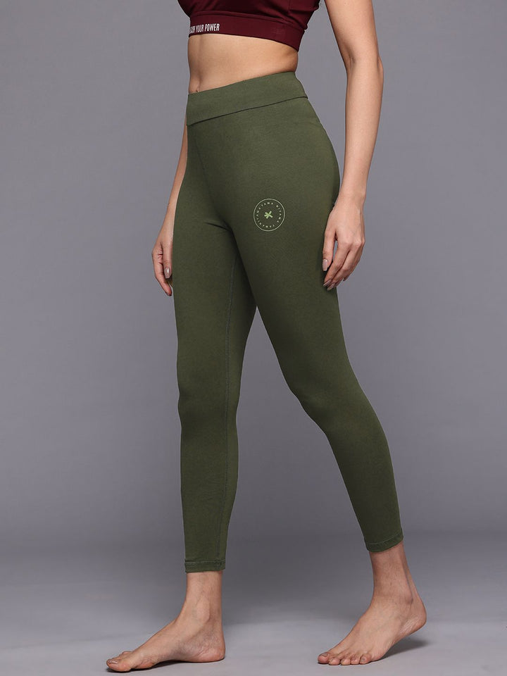 HRX by Hrithik Roshan Women Cropped Yoga Tights