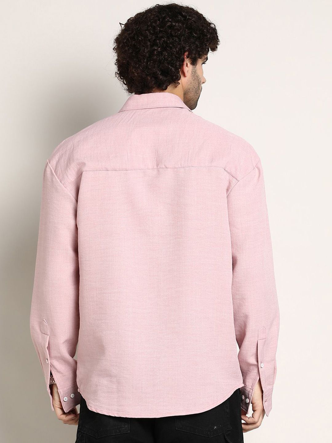 Campus Sutra Men Comfort Relaxed Fit Spread Collar Solid Cotton Casual Shirt