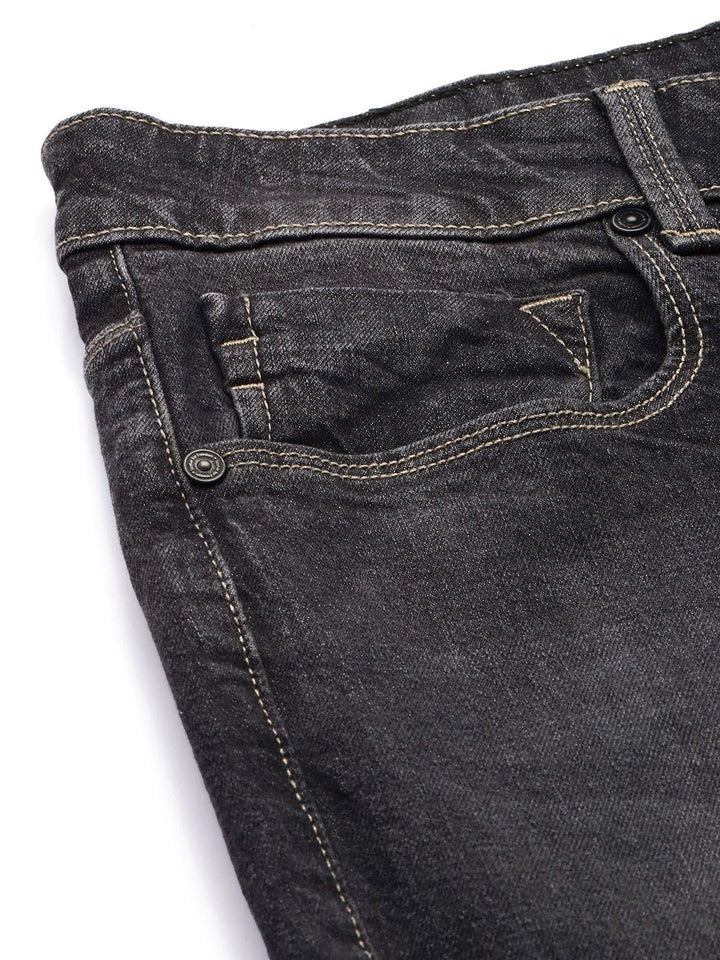 Spykar Men Slim sesuai dengan jeans yang boleh diperbaharui dengan cahaya rendah