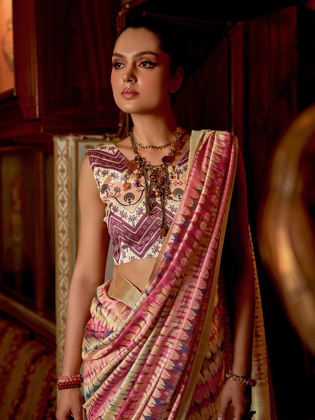 Saree mall Tie and Dye Zari  Sungudi Saree