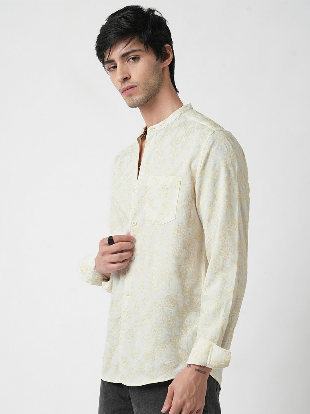 VASTRADO Men Classic Band Collar Floral Printed Slim Fit Casual Shirt