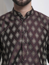 SOJANYA Men Purple & Gold-Toned Jacquard Kurta