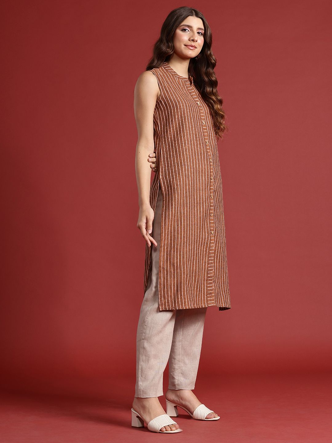 Anouk Striped Sleeveless Kurta