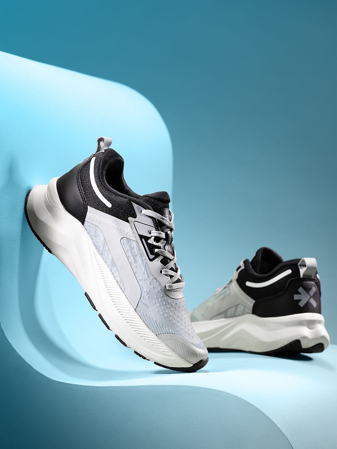 HRX by Hrithik Roshan Women IGNITE RUN Mesh Walking Shoes