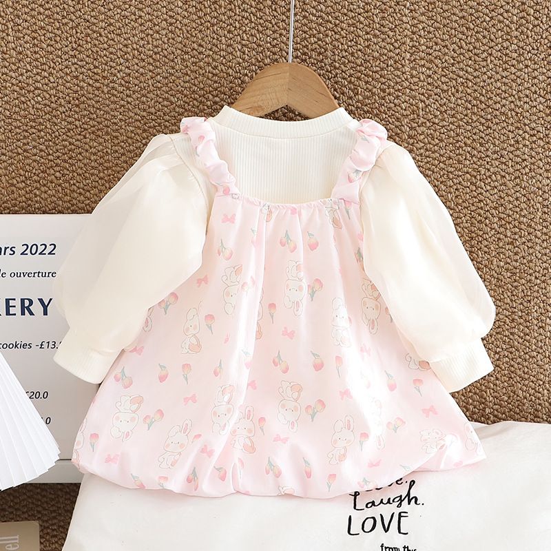YK Girls Pink & Beige dicetak atas dengan pakaian