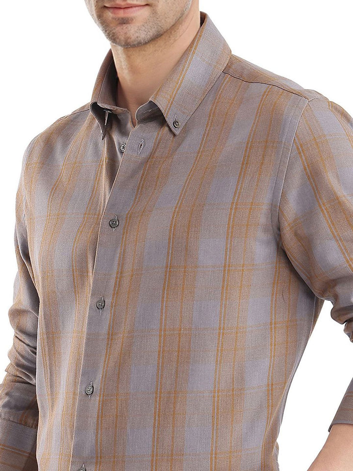 RARE RABBIT Men Comfort Opaque Checked Casual Shirt