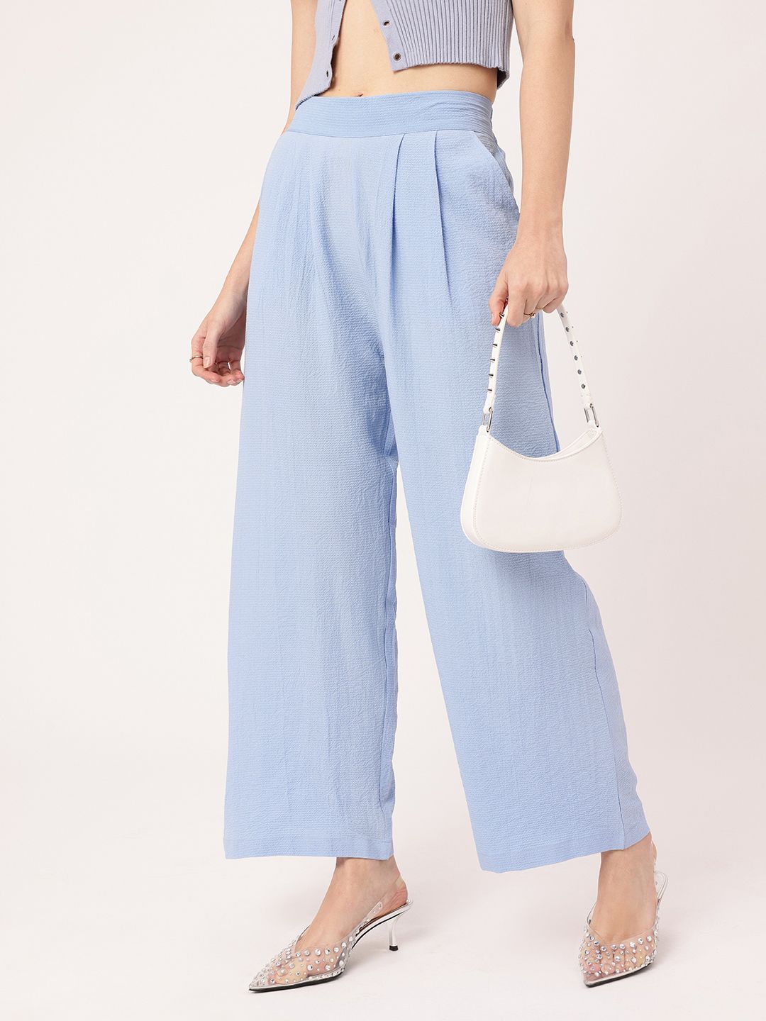 DressBerry Women Street Savvy Seersucker Textured Pleated High-Rise Parallel Trousers