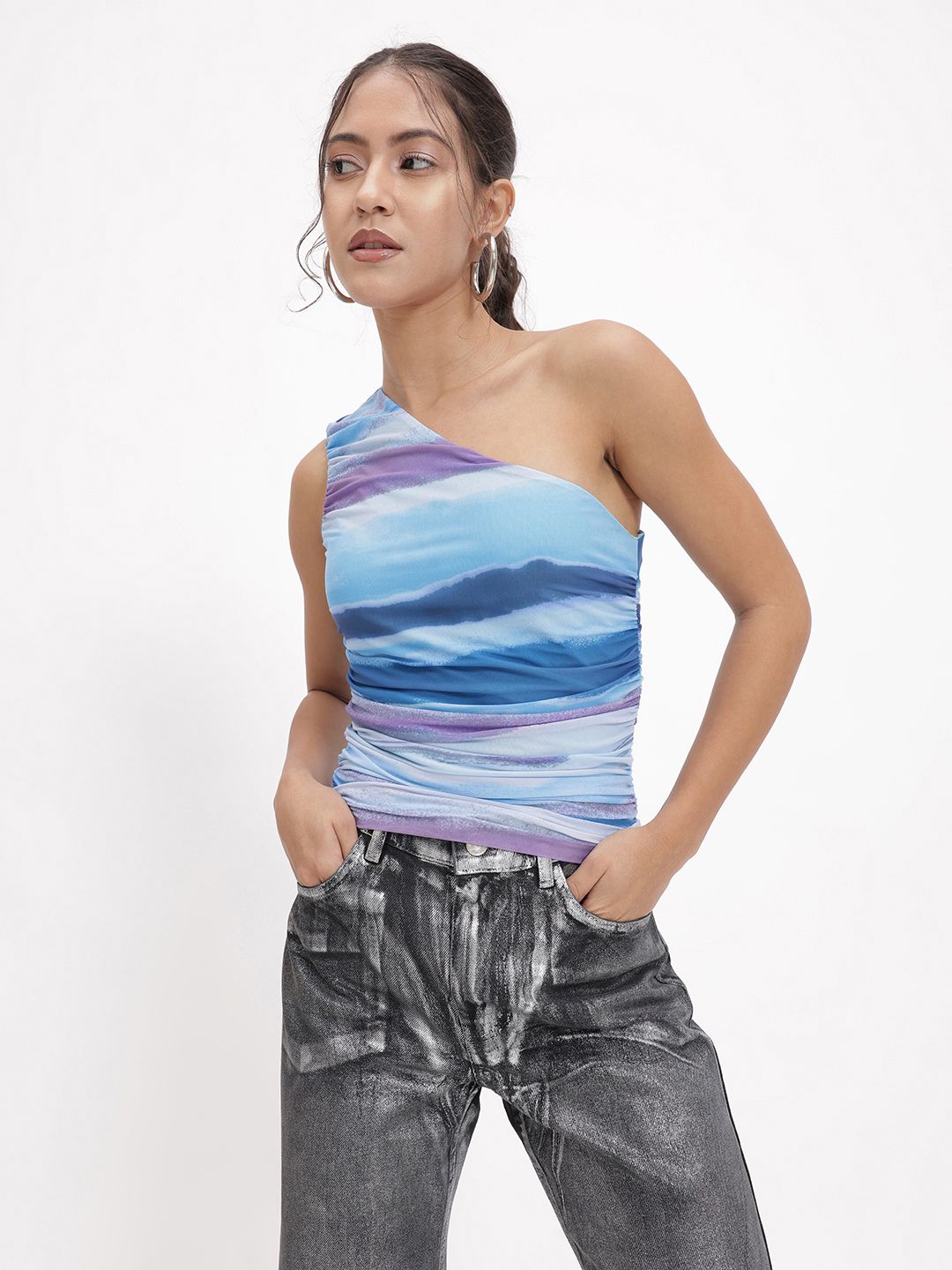 DressBerry Abstract Madness Shoulder Show Ruched Top