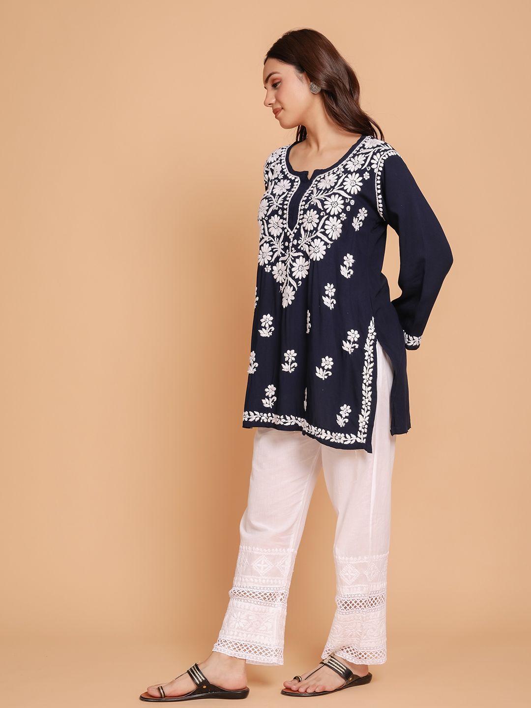HOUSE OF KARI Floral Embroidered Round Neck Long Sleeves Straight Kurti