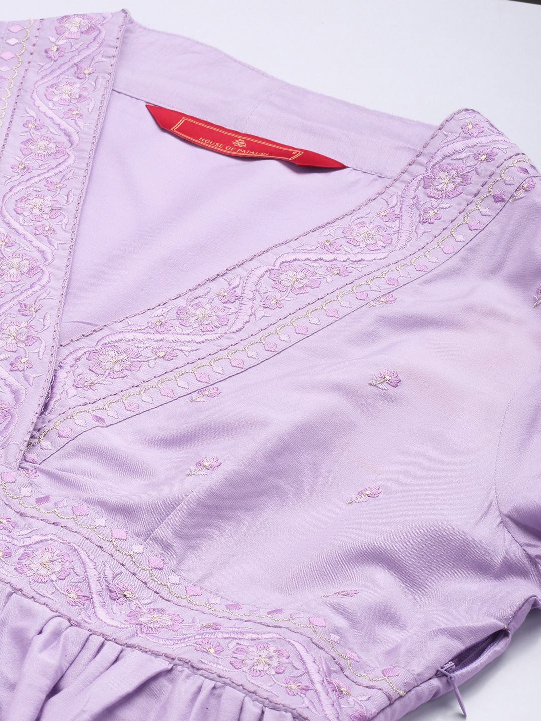 House of Pataudi Jashn Yoke Design Thread Work Floral Kurta