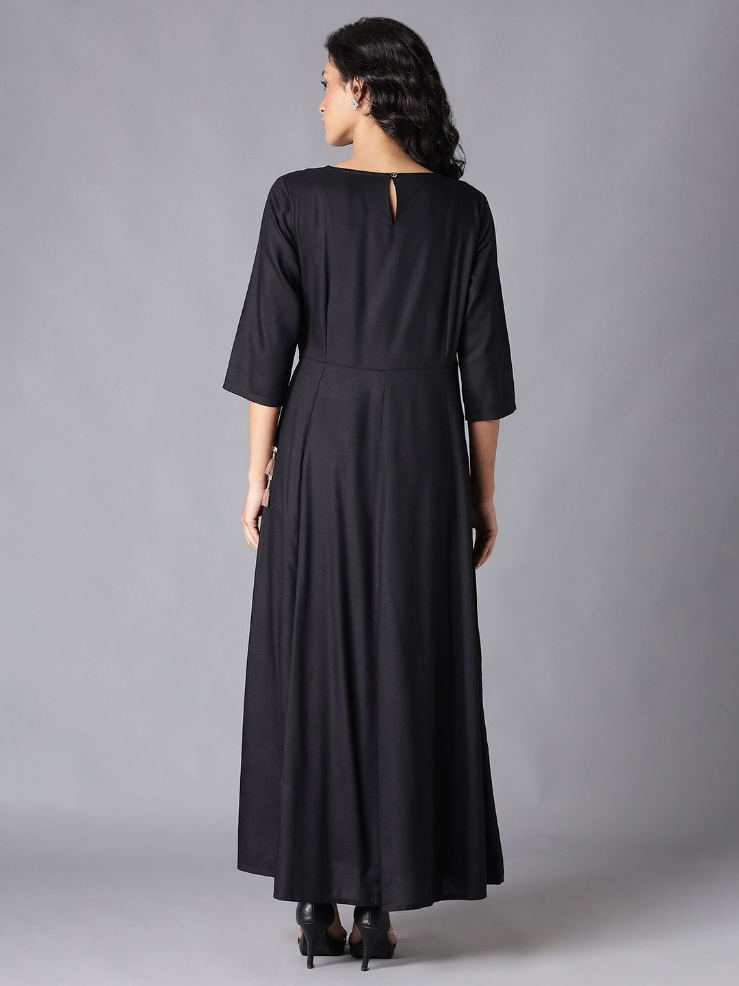 W Black Solid Maxi Dress