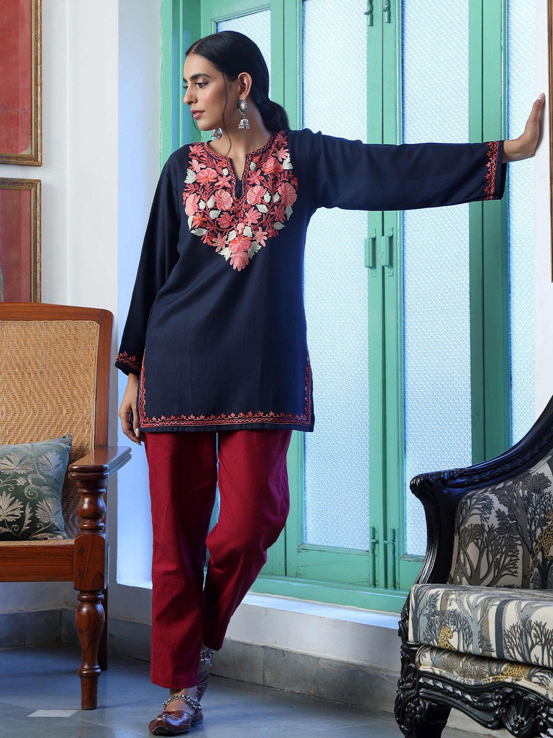 House of Chikankari Women Navy Blue Cotton Aari Sulam Kurta