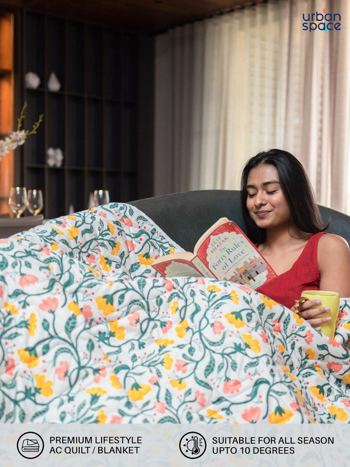 URBAN SPACE Kashmir White & Green Floral AC Room Double Bed Blanket
