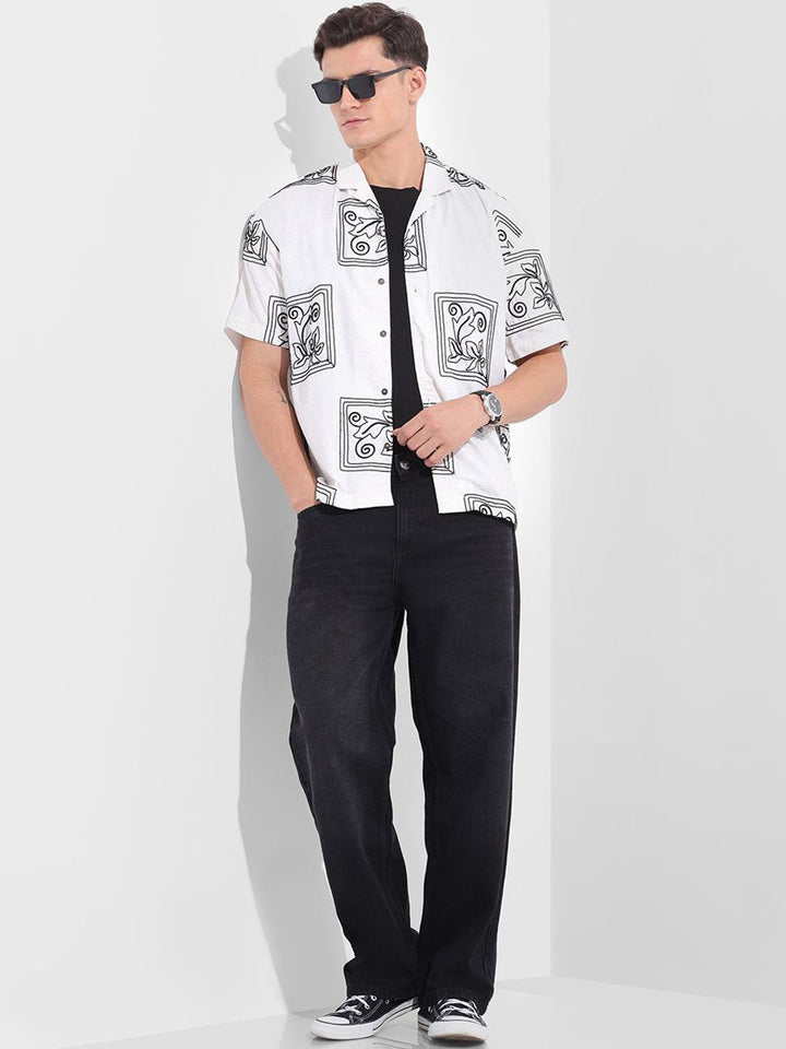 The Indian Garage Co. Men Cotton Relaxed Fit Mid-Rise Light Fade Stretchable Jeans