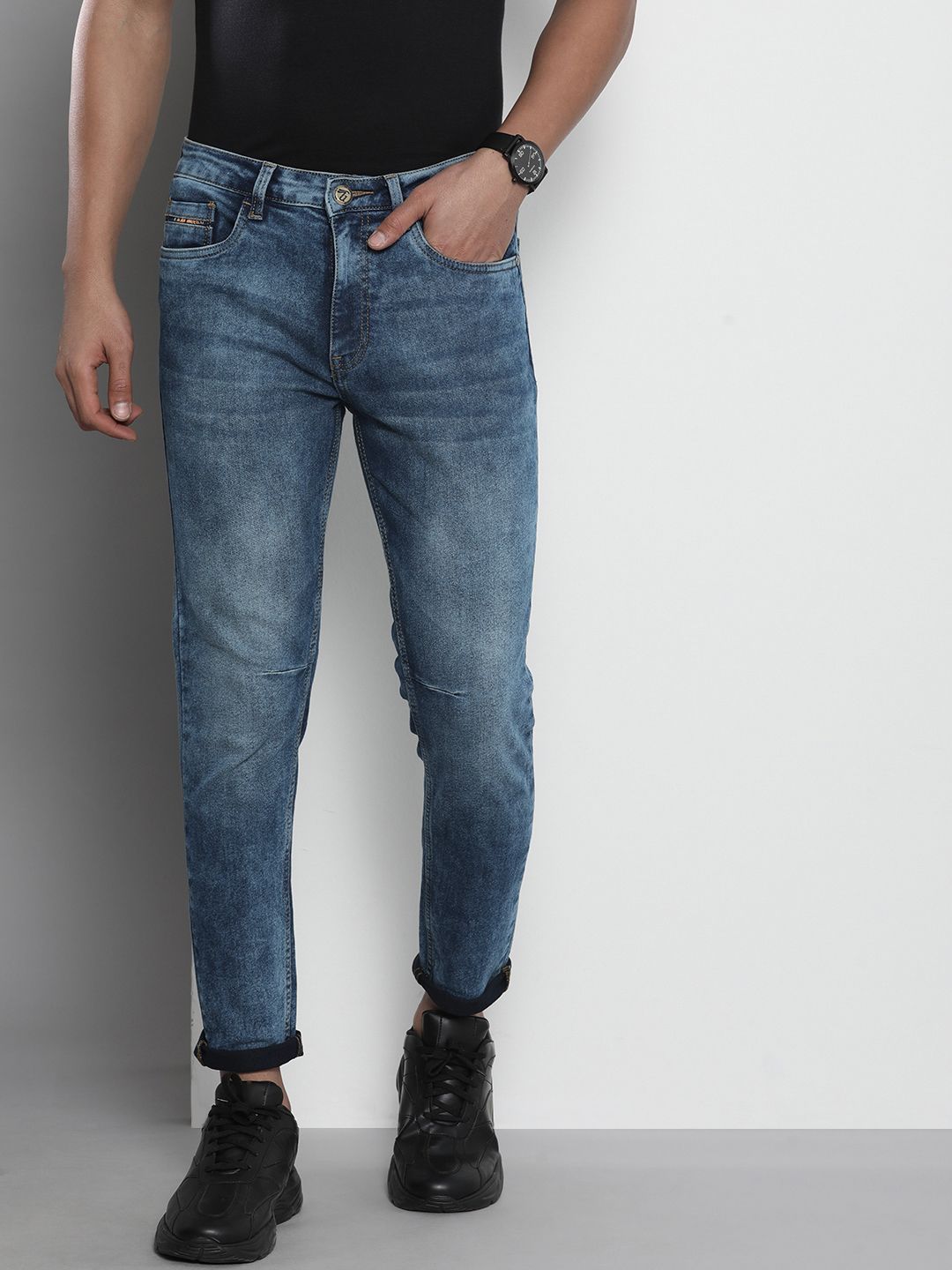 The Indian Garage Co Men Relaxed Fit Light Fade Stretchable Jeans