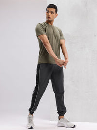 HRX by Hrithik Roshan Men Contrast Stitching Mid-Rise Rapid-Dry Running Joggers