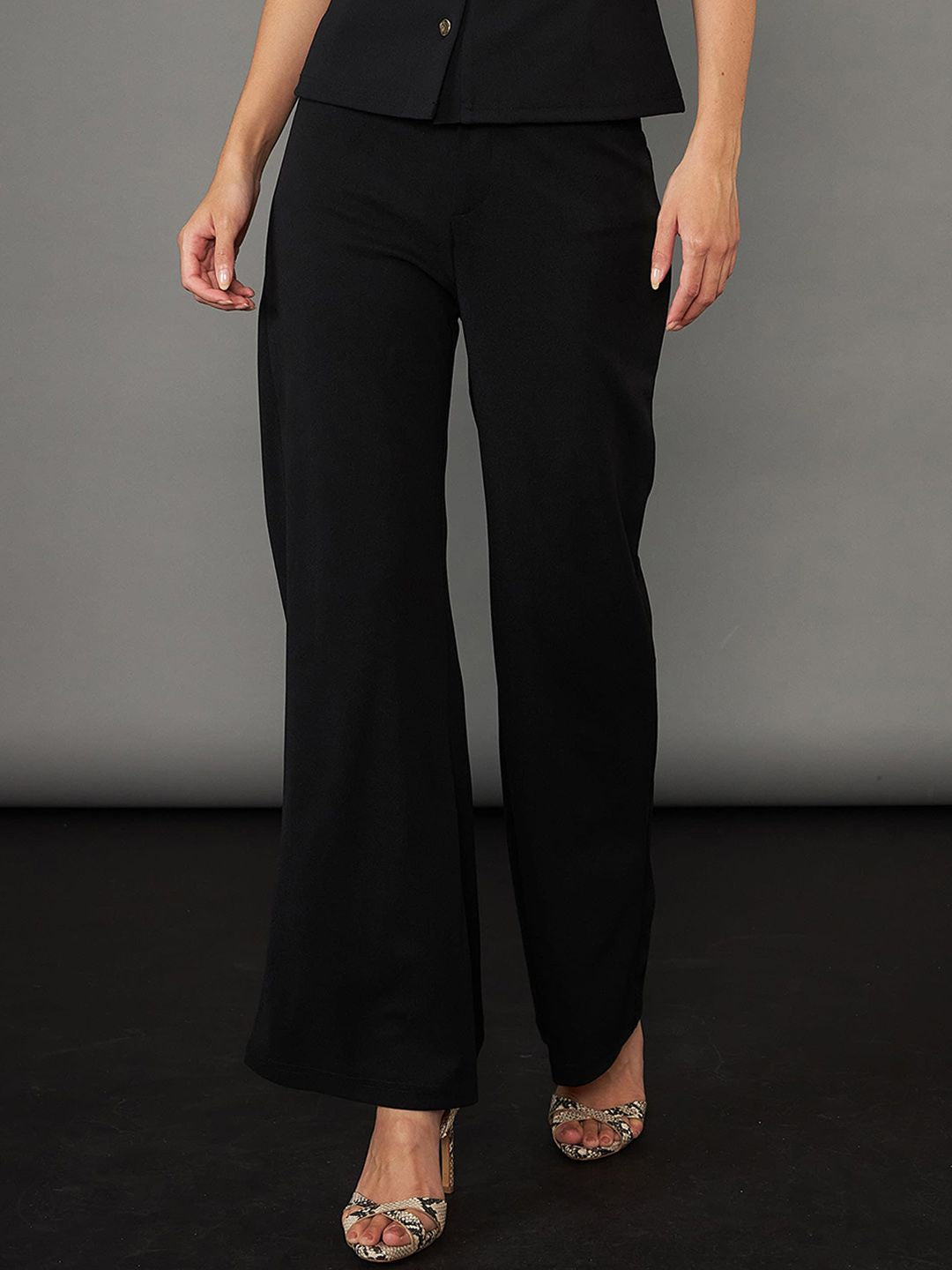 Sassafras Worklyf Wanita Bootcut High Rise