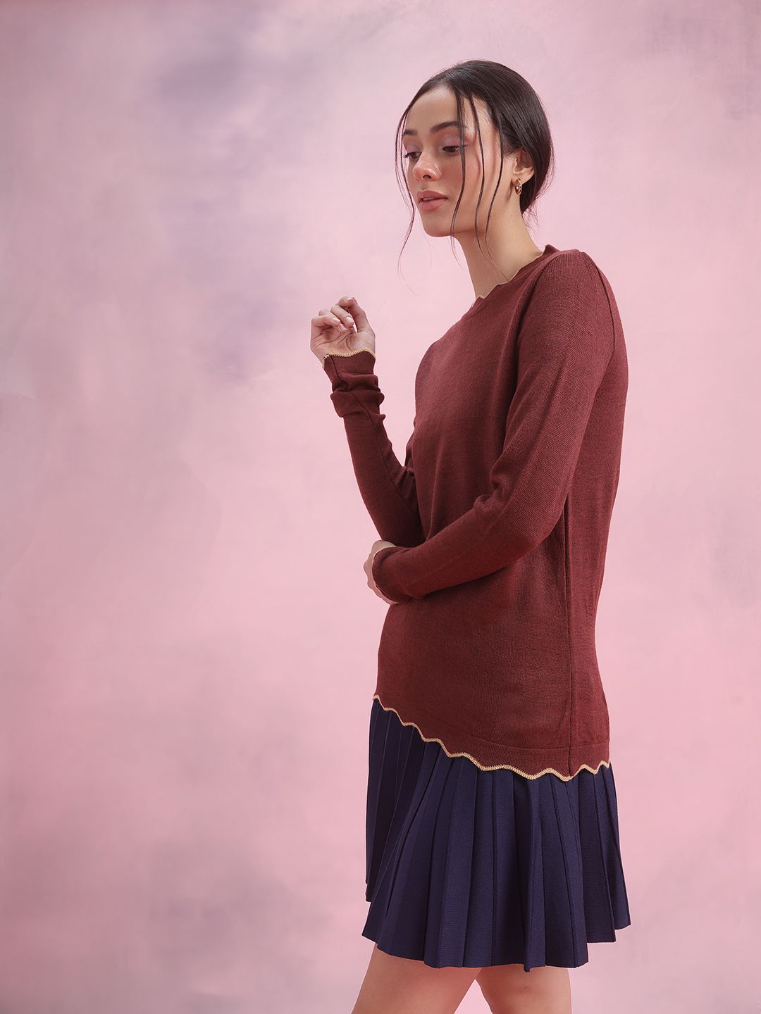 DressBerry Acrylic Solid Pullover