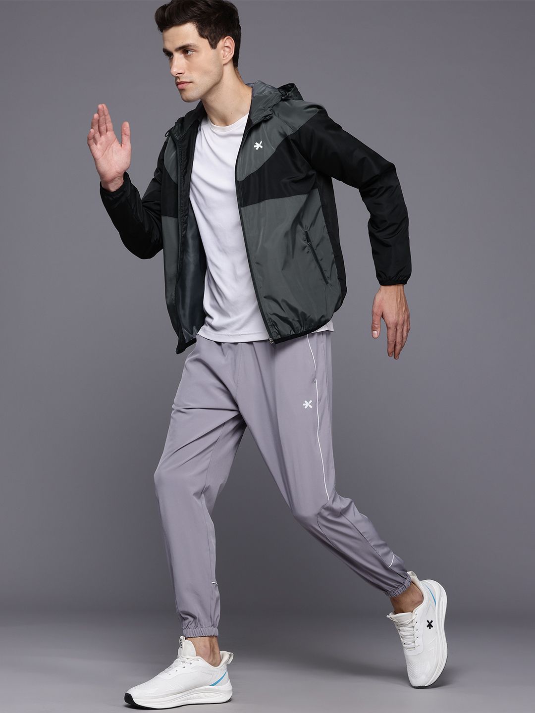 HRX by Hrithik Roshan Men Colourblocked Rapid-Dry Running Jacket