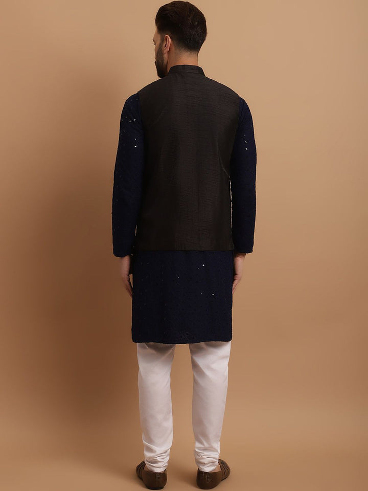 SOJANYA Etnik Sulam Labuci Kapas Tulen Kurta & Churidar Dengan Jaket Nehru