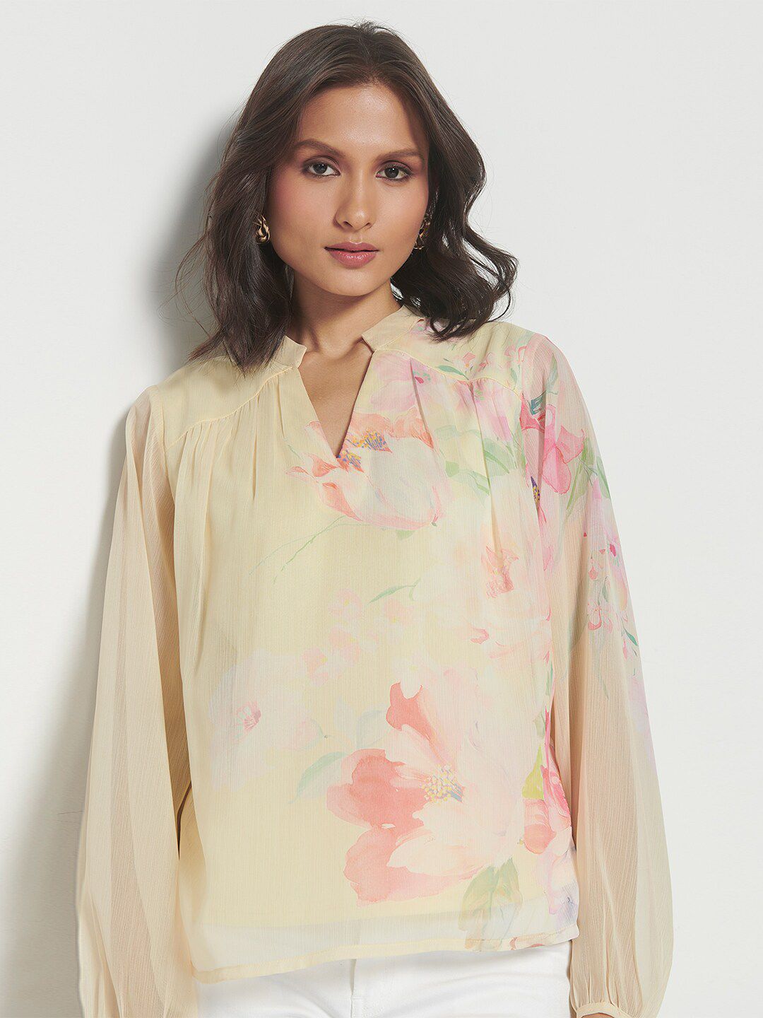 AND Floral Printed Mandarin Collar Cuffed Sleeves Pleated Top