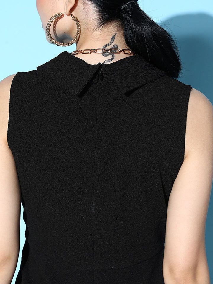 Berrylush Black Solid Notched Lapel Neck Jumpsuit