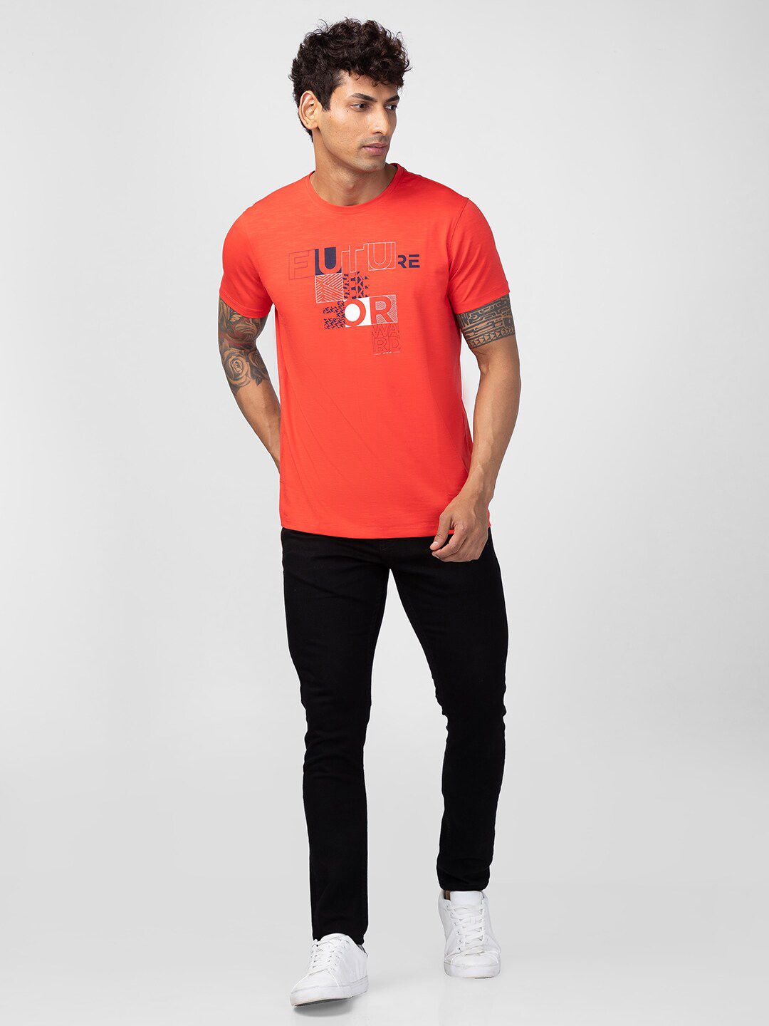 SPYKAR Men Typography Printed Slim Fit T-shirt