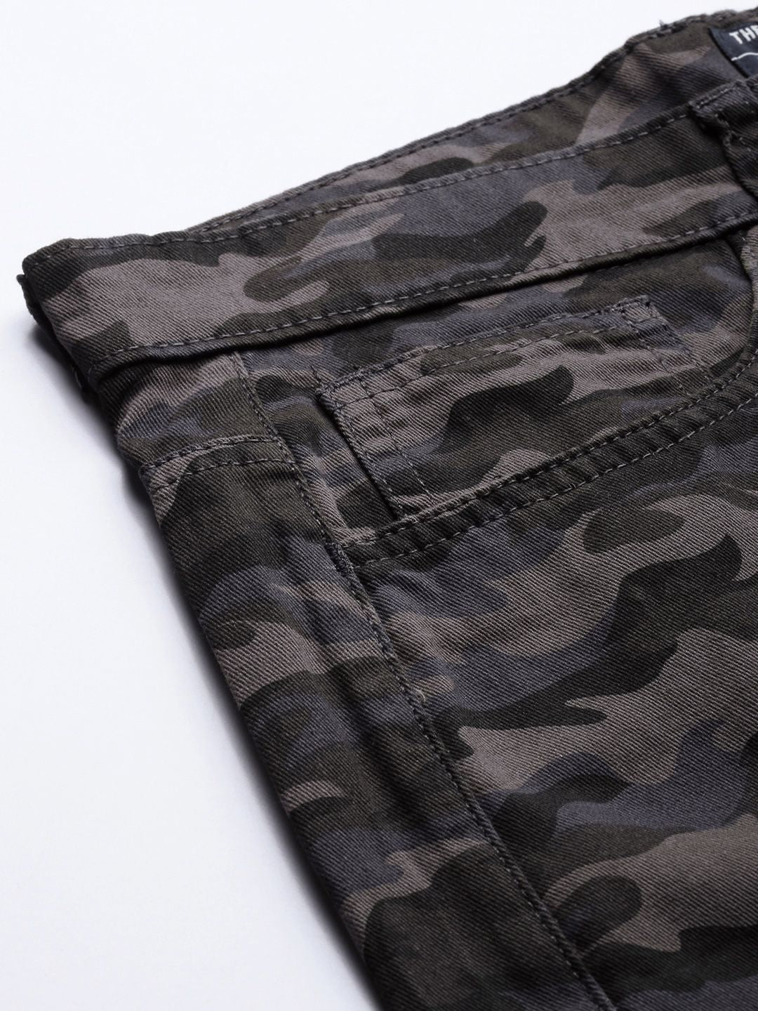The Indian Garage Co Men Grey Printed Slim Fit Chino Shorts