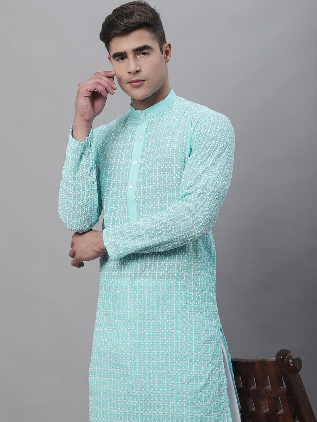 SOJANYA Embroidery Mandarin Collar Thread Work Pure Cotton Kurta