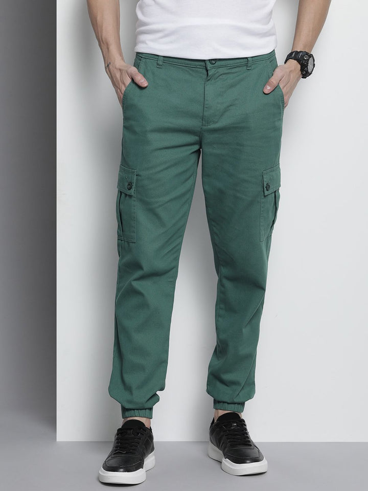 The Indian Garage Co Men Green Slim Fit Cargos Trousers