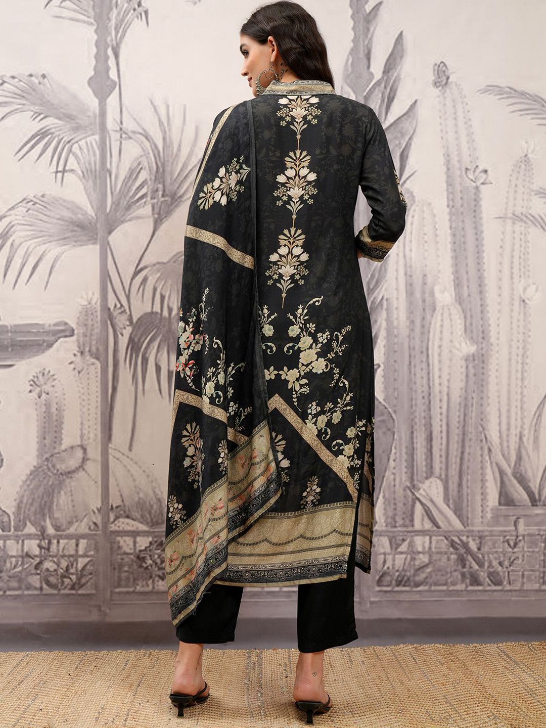 Vishudh Black & Gold Toned Floral Embroidered Straight Kurta with Trousers & With Dupatta