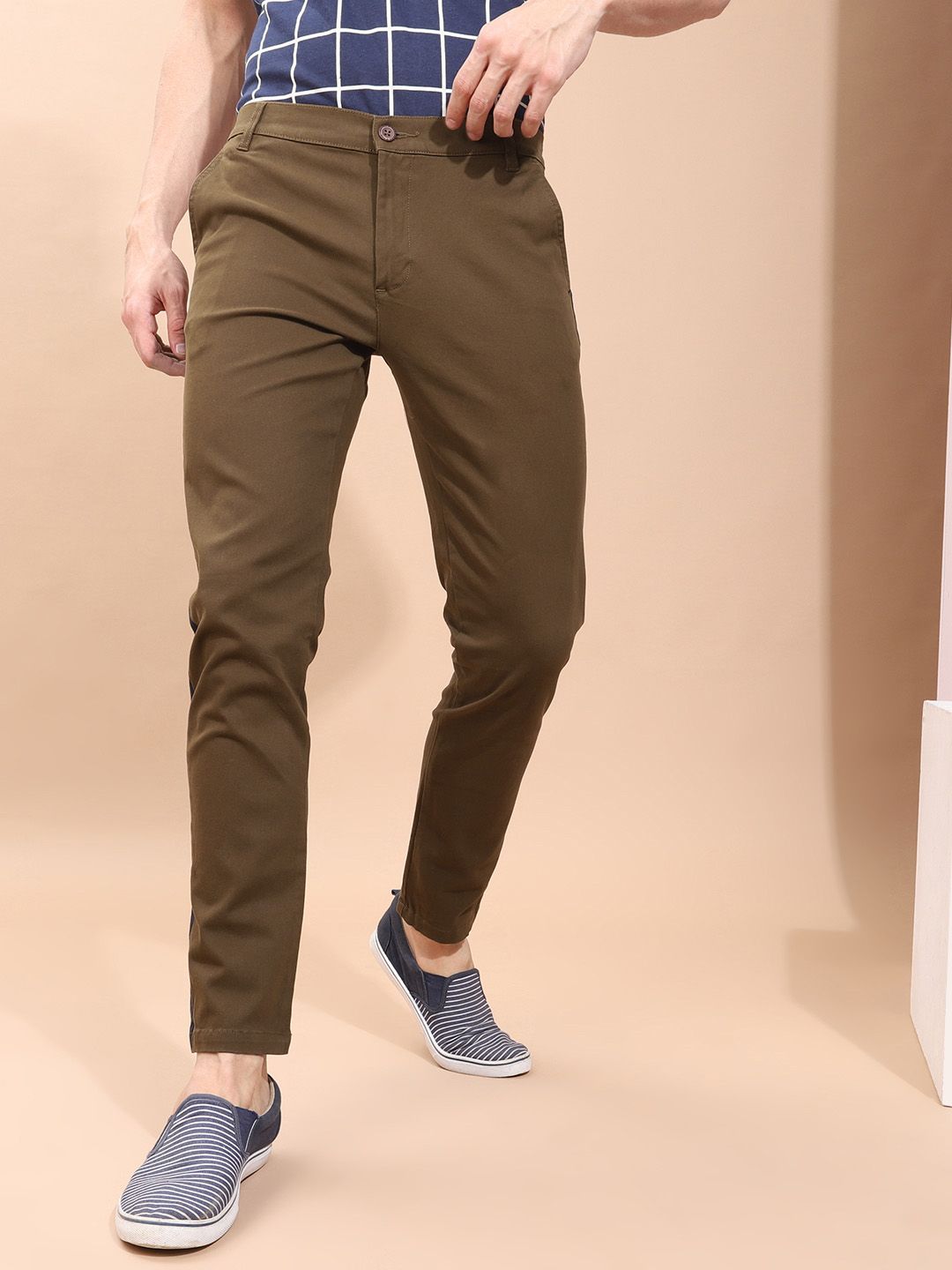 The Indian Garage Co Men Brown Slim Fit Solid Regular Trousers With Side Taping