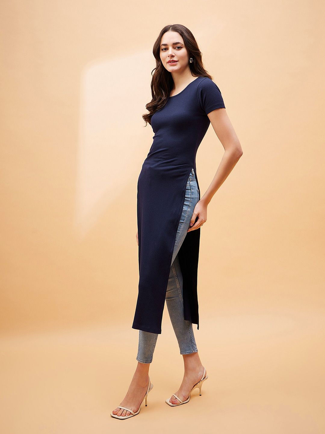 SASSAFRAS BASICS Knitted Longline Top