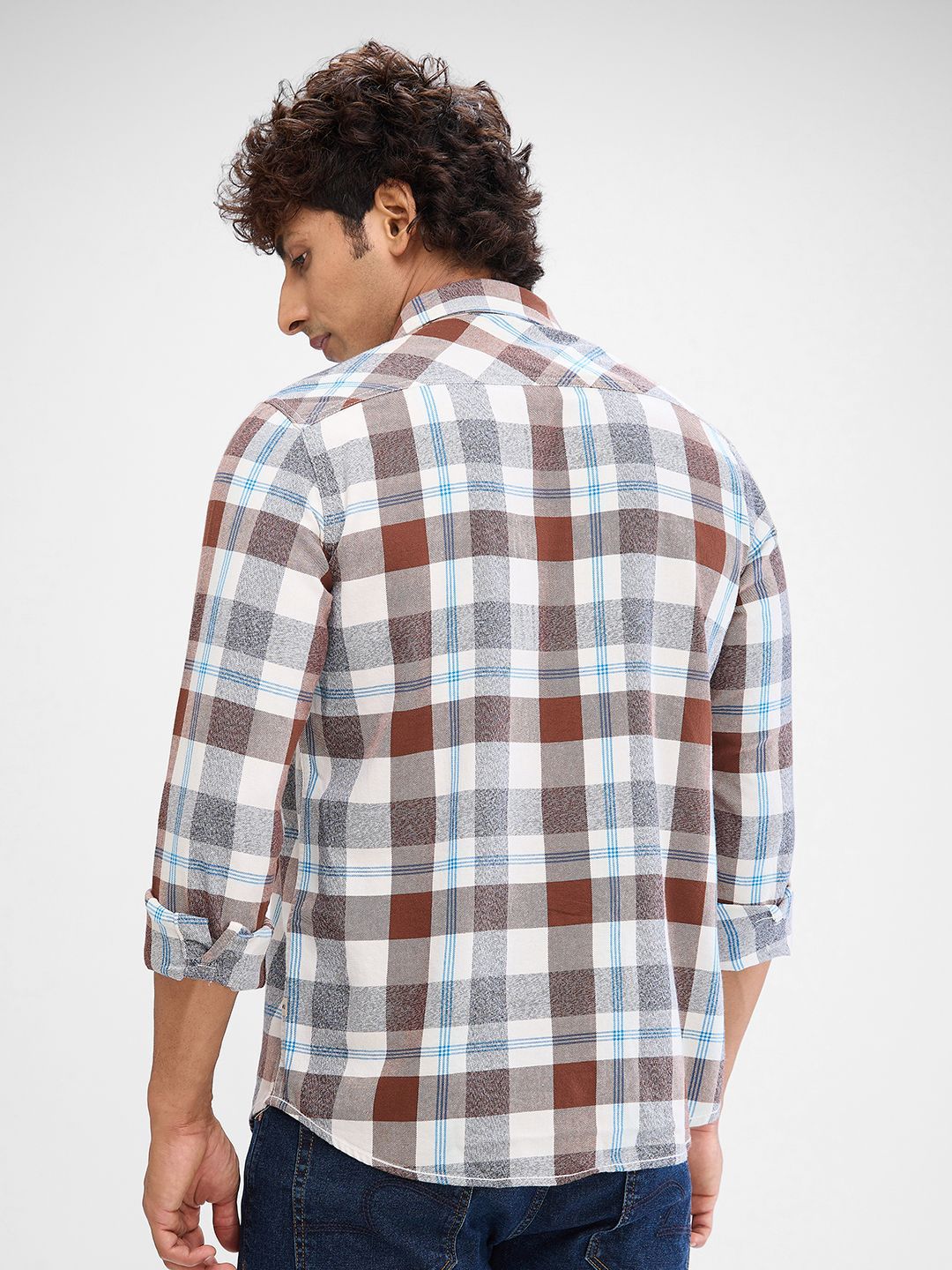 SPYKAR Men Tartan Checks Pocket Detailing Slim Fit Pure Cotton Casual Shirt
